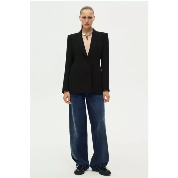 NWT ZARA FITTED BLAZER WITH SHOULDER PADS ZW COLLECTION M, 7649 - Picture 3 of 8